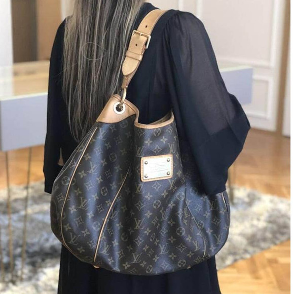 Louis Vuitton Monogram Galliera PM Shoulder Bag